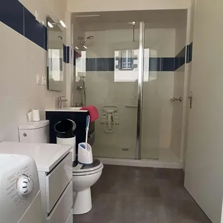 2 Pièces Idéalement Situé - Centre - Fr-1-843-33 Le Croisic